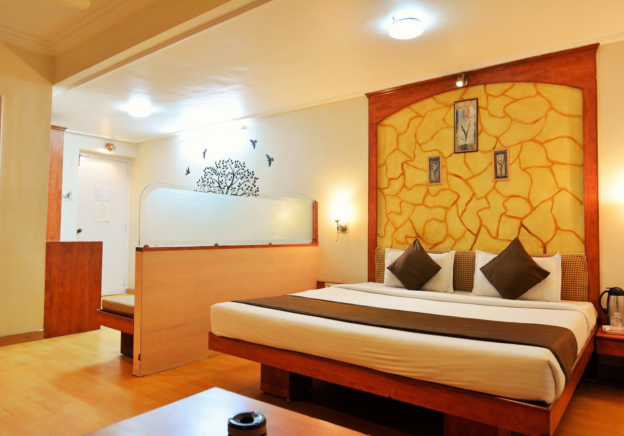 Hotel Sahaj Palace Ahmedabad Eksteriør bilde