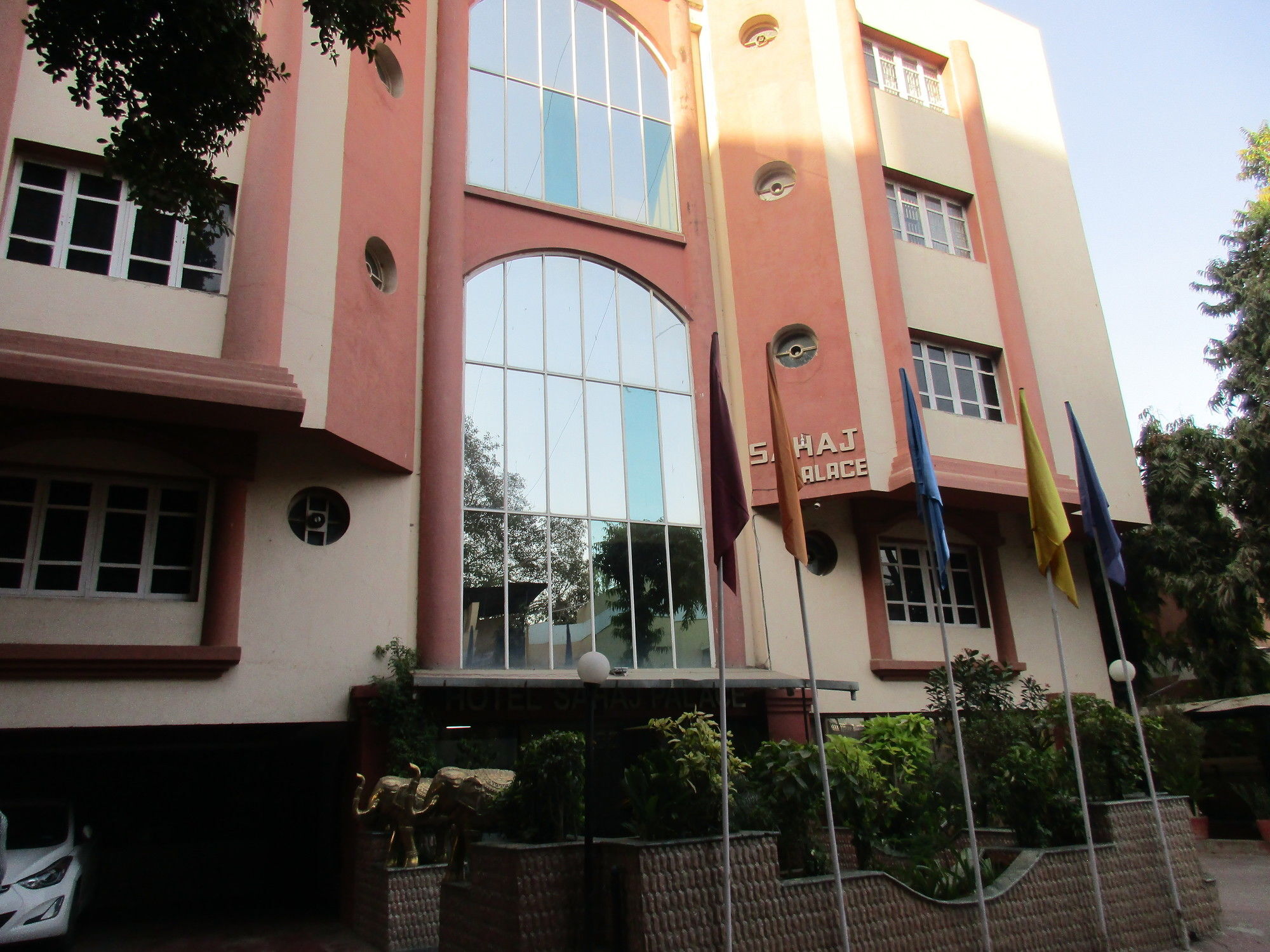 Hotel Sahaj Palace Ahmedabad Eksteriør bilde