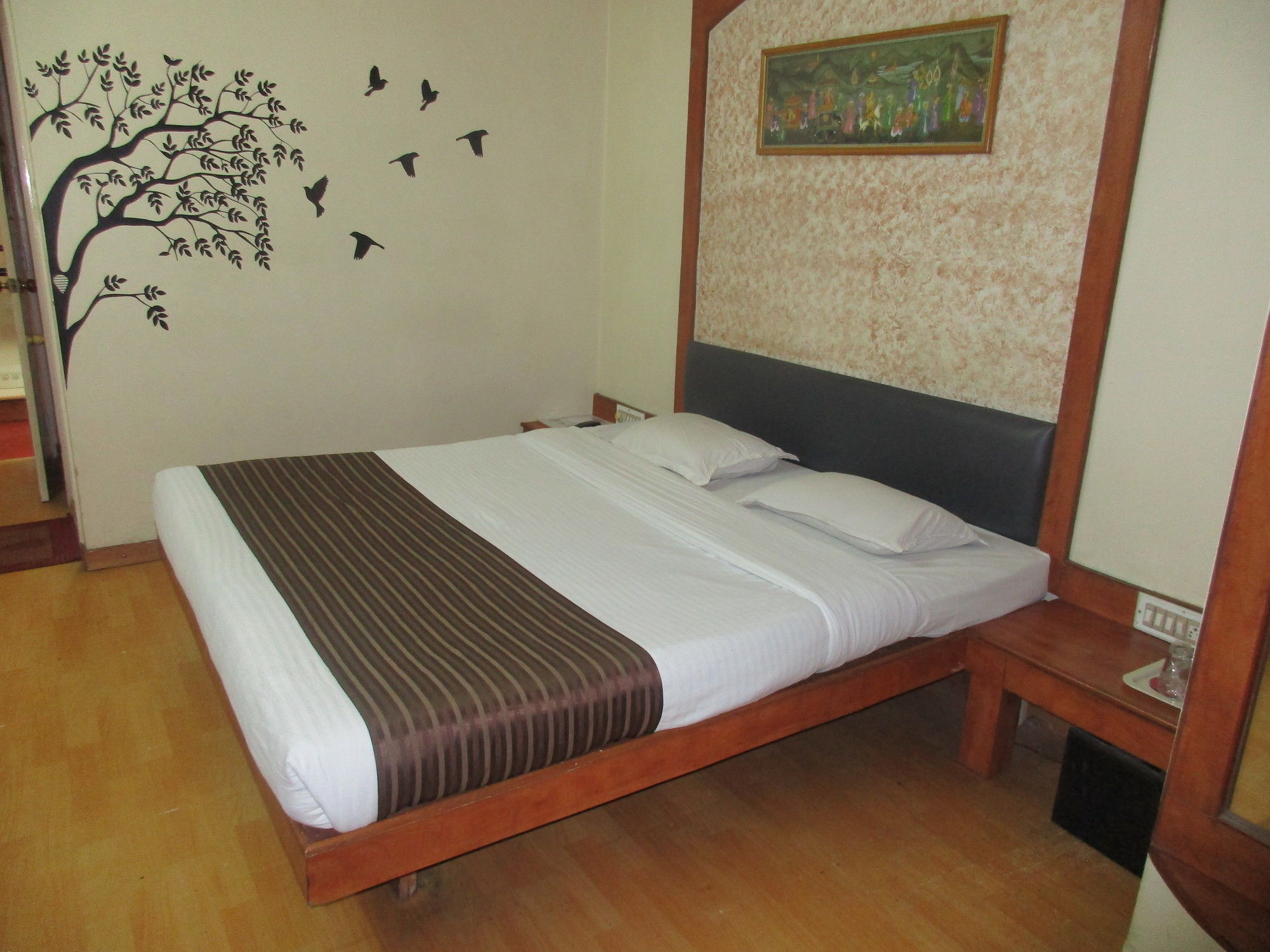 Hotel Sahaj Palace Ahmedabad Eksteriør bilde